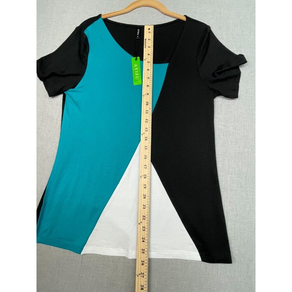 Women's M Shirt Bundle Sueani Black V-Neck Shirt and Blue and White Ayifu V-Neck - Picture 13 of 14
